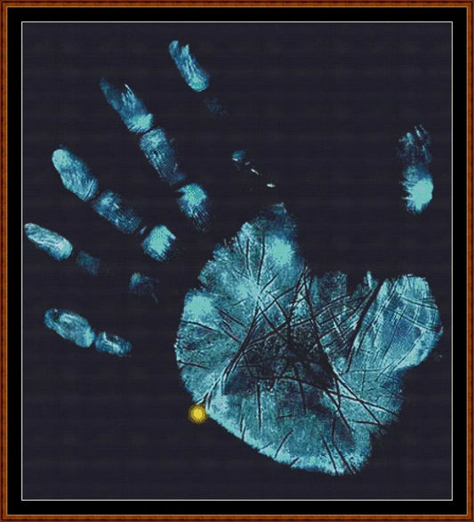 Fringe 4 - Hand  